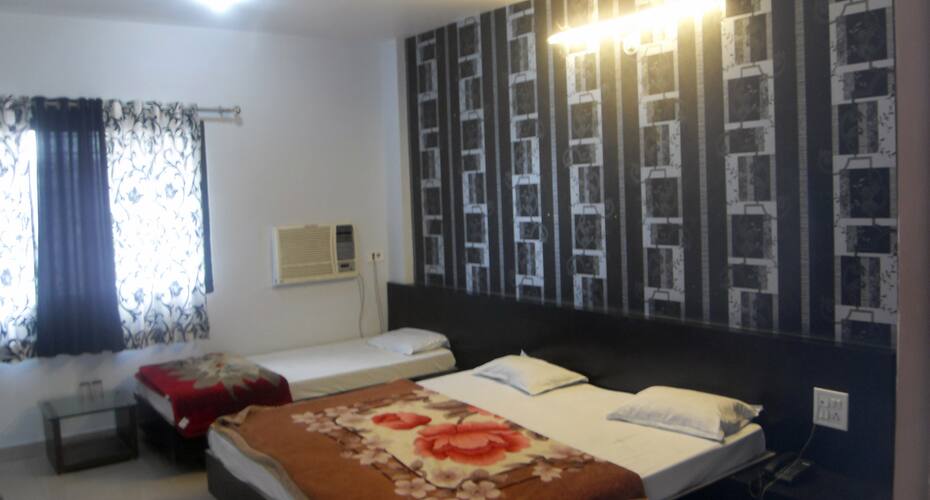 Hotel Kanha, Ujjain 4
